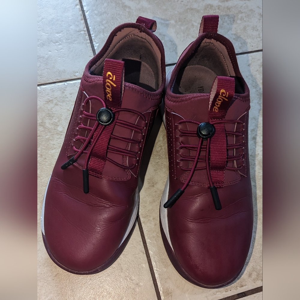 Clove Royal Burgundy sz 7.5